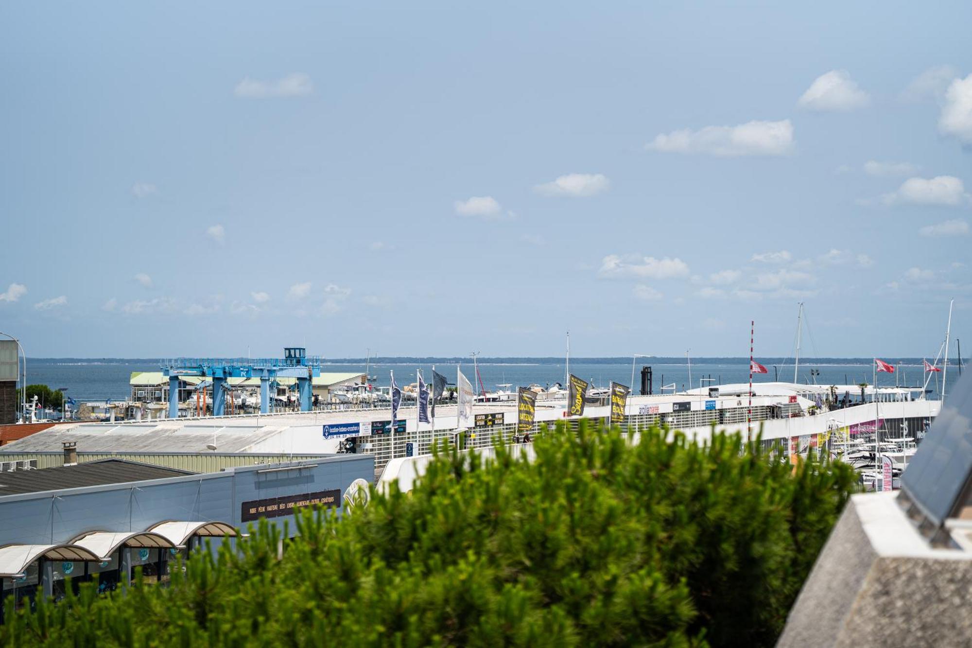 Piton Des Neiges - Nid Douillet Terrasse Vue Port Apartment Arcachon Ngoại thất bức ảnh